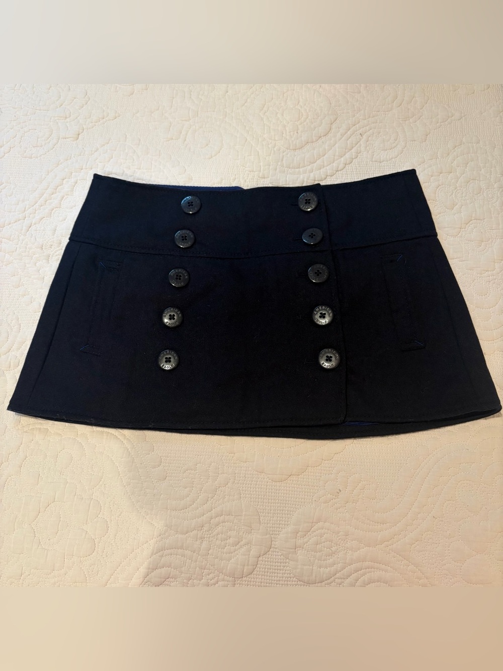 American Eagle Vintage Y2K Wool Low-rise Mini Skirt. Size: 4. Navy.